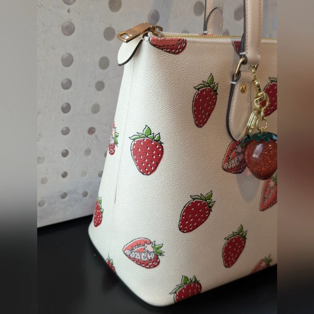 3pc Coach Beige Coated Canvas Strawberry Tote & Matching Wristlet/ Charm🍓 - Picture 7 of 16
